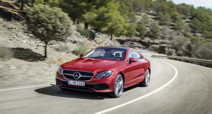 Das neue E-Klasse Coupé: Stilvoll und sportlich Das neue E-Klasse Coupé: Stilvoll und sportlich