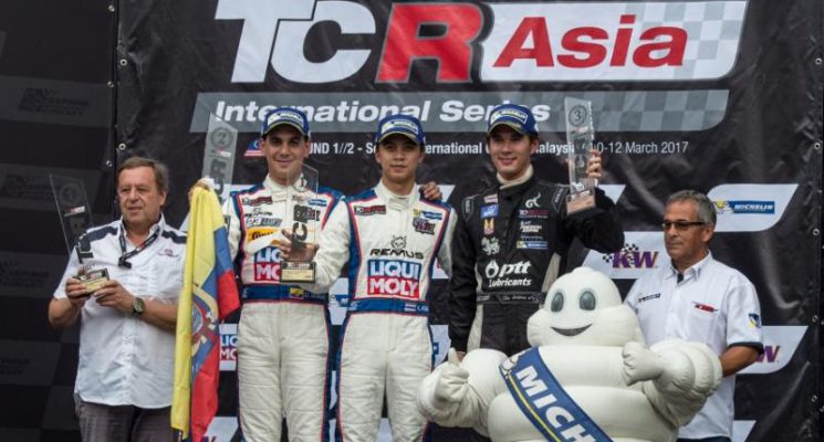 Doppel-Erfolg für den Golf GTI TCR.